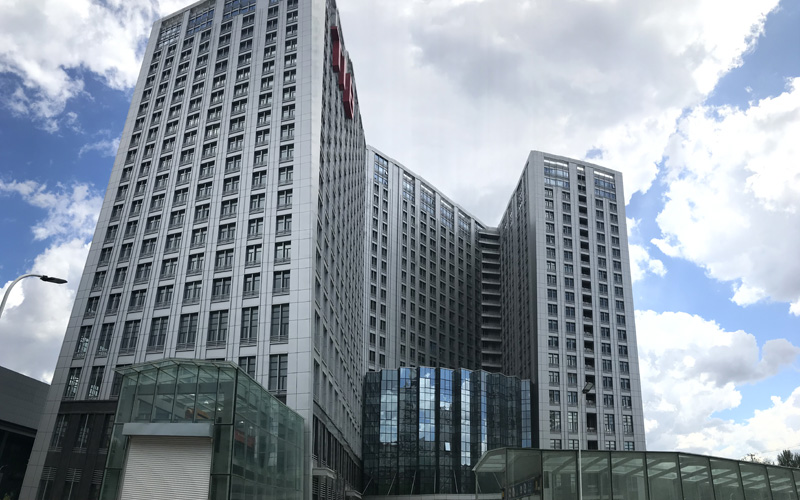 哈工大科技创新大厦与基础科研楼.jpg